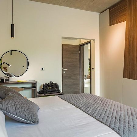 Apartments Bijou With Big Private Garden Near Umag Vilanija מראה חיצוני תמונה