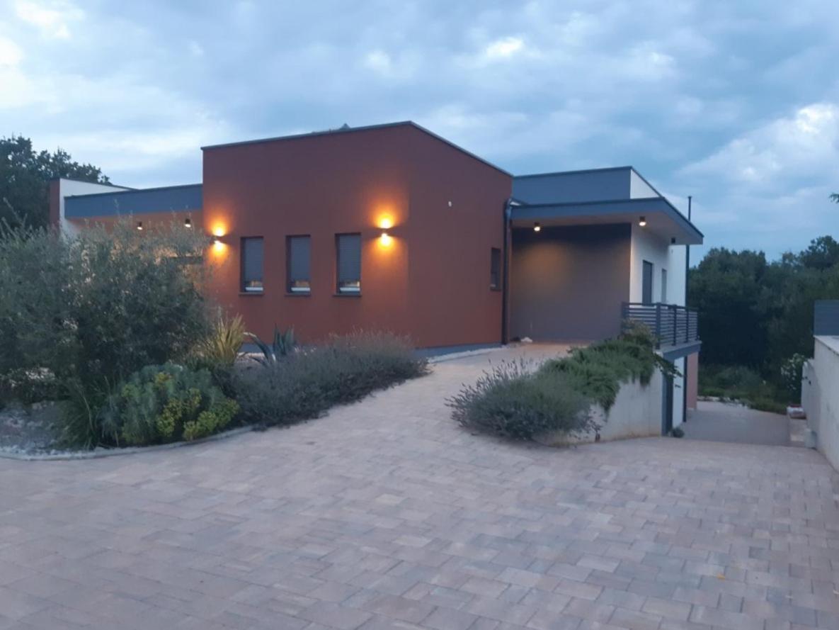 Apartments Bijou With Big Private Garden Near Umag Vilanija מראה חיצוני תמונה