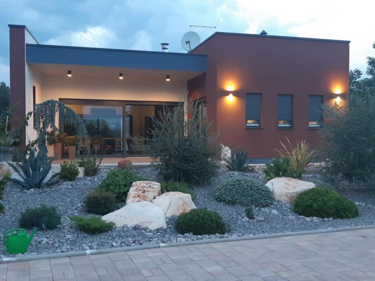 Apartments Bijou With Big Private Garden Near Umag Vilanija מראה חיצוני תמונה