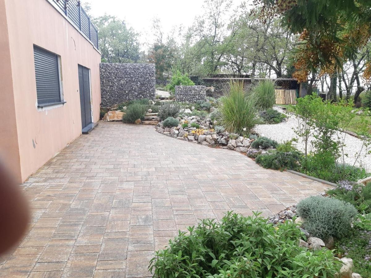 Apartments Bijou With Big Private Garden Near Umag Vilanija מראה חיצוני תמונה