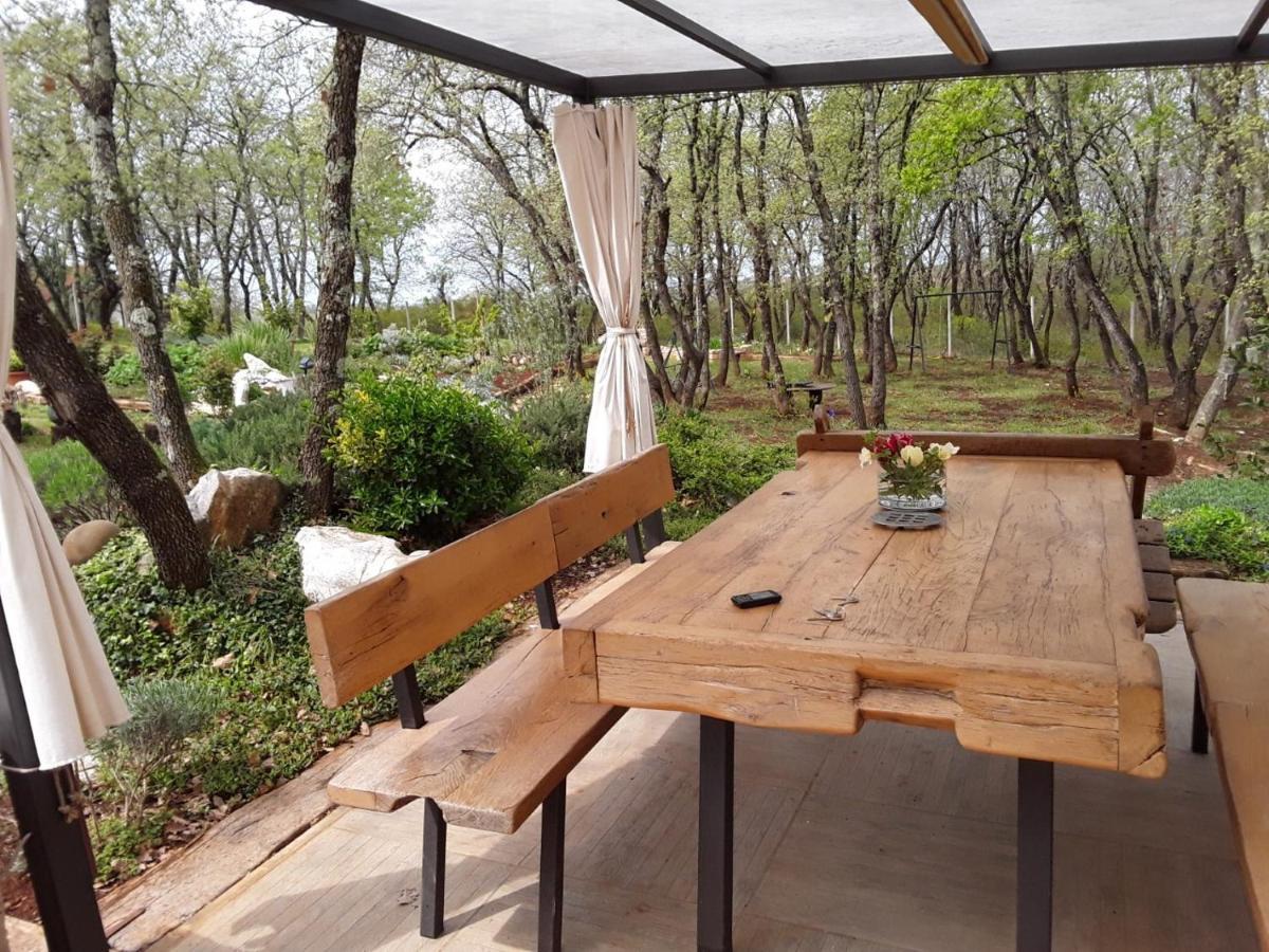 Apartments Bijou With Big Private Garden Near Umag Vilanija מראה חיצוני תמונה