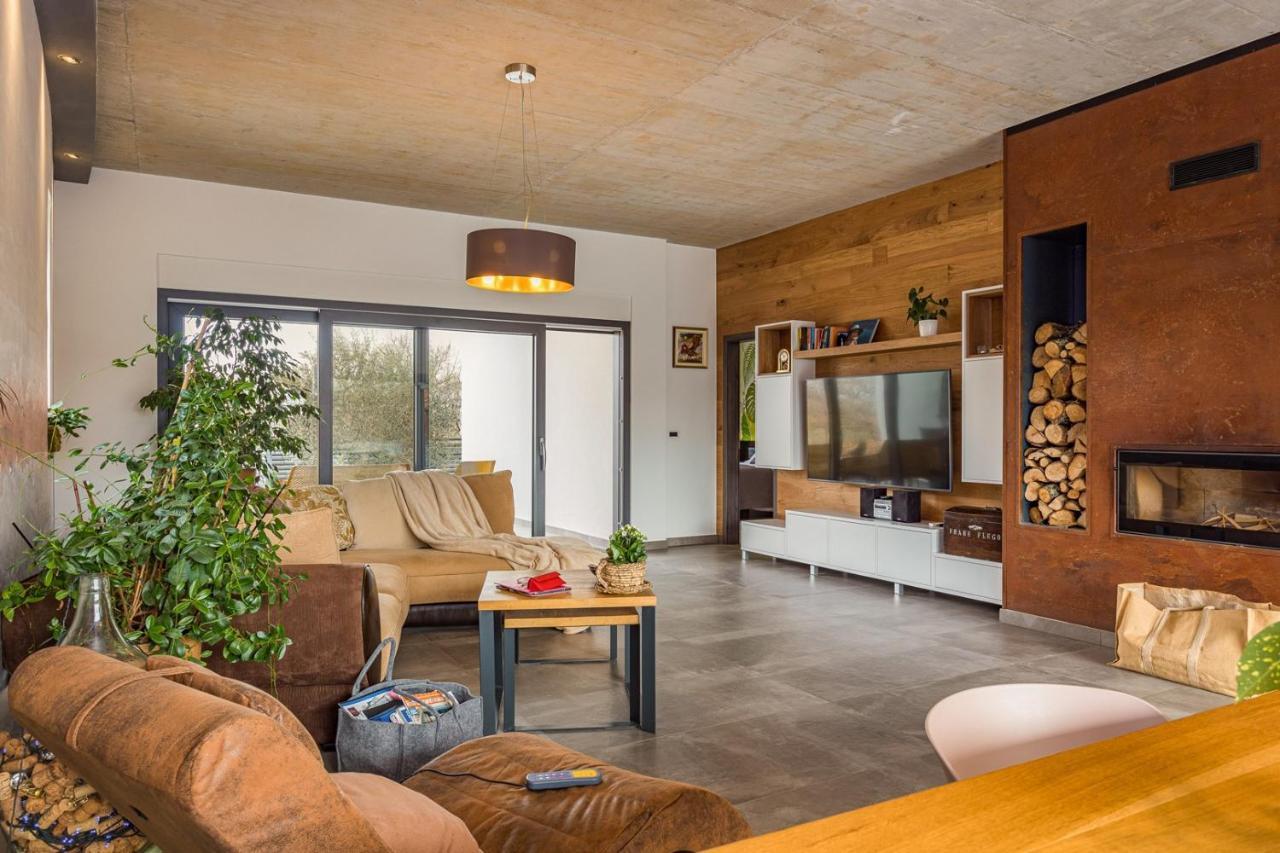 Apartments Bijou With Big Private Garden Near Umag Vilanija מראה חיצוני תמונה