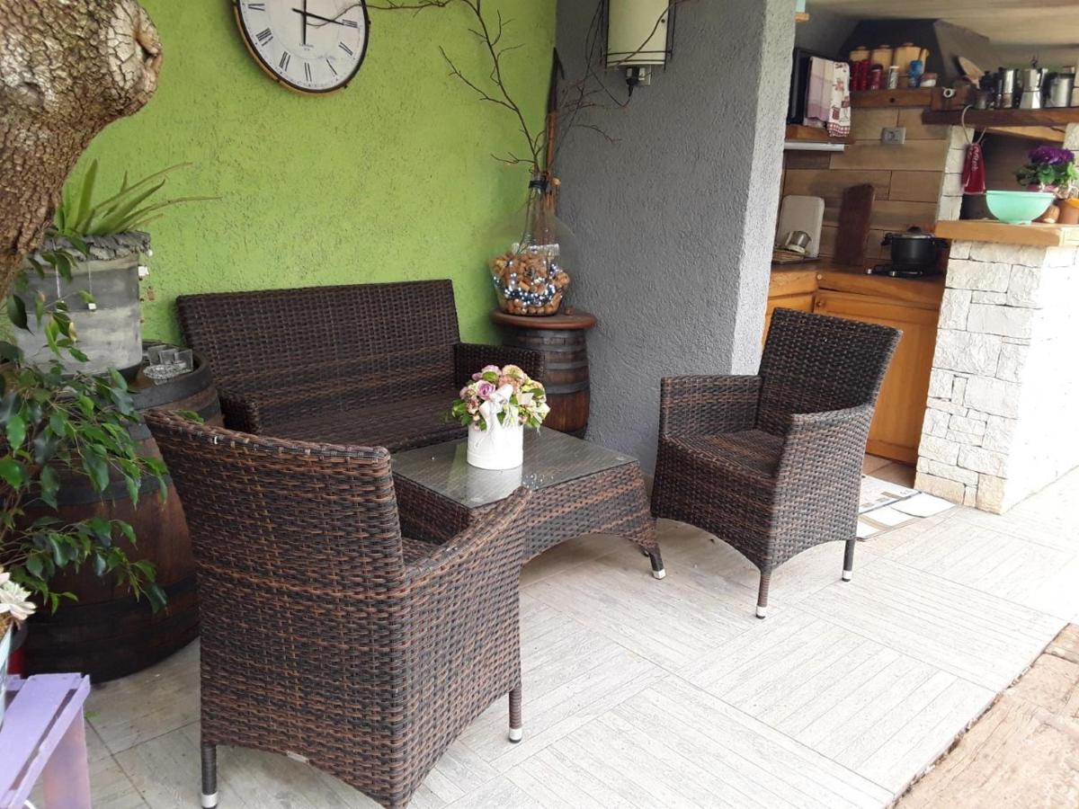 Apartments Bijou With Big Private Garden Near Umag Vilanija מראה חיצוני תמונה