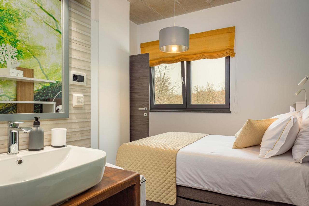 Apartments Bijou With Big Private Garden Near Umag Vilanija מראה חיצוני תמונה