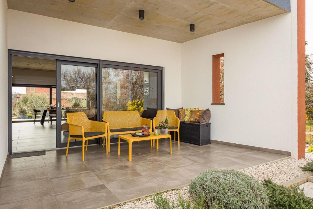 Apartments Bijou With Big Private Garden Near Umag Vilanija מראה חיצוני תמונה